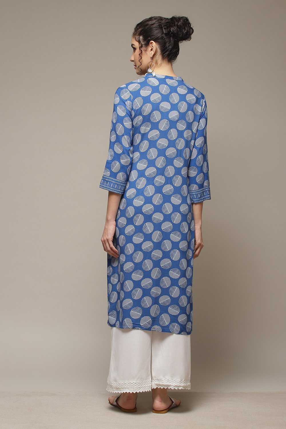Blue LIVA Straight Kurta image number 4